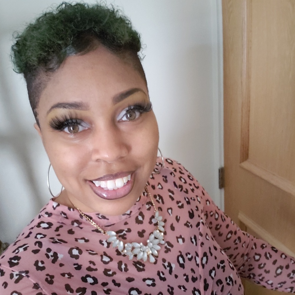 Meet your Posher, Danni